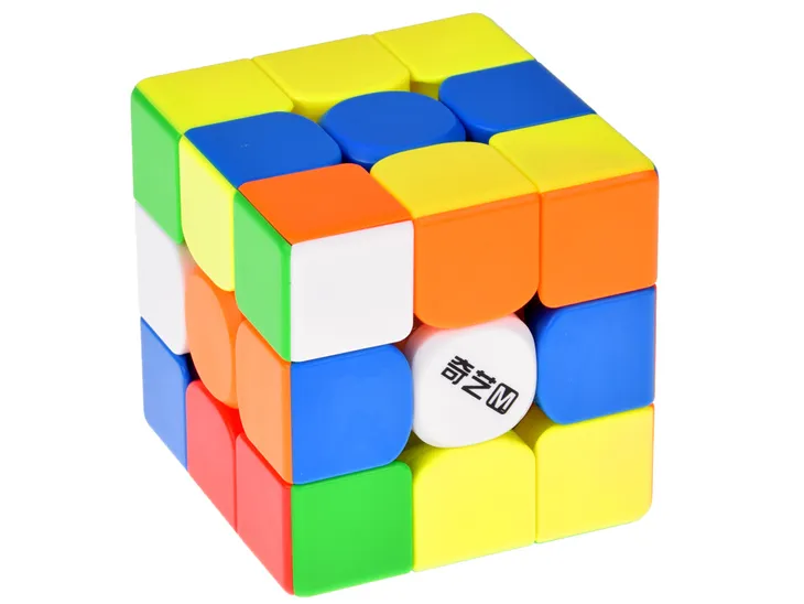 kostka-magnetyczna-gra-minimalny-wiek-dziecka-3