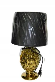 lampa-ceramiczna-zlota-z-czarnym-abazurem-25x25x445-cm