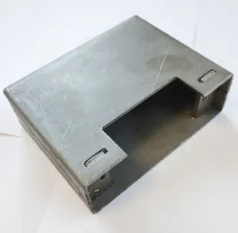 puszka-mocowanie-elektromagnesu-wpuszczany-furtka-63-310-kaseta-do-megnesu