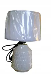 ceramiczna-lampka-stolowa-nocna-kremowa-20x20x31-cm