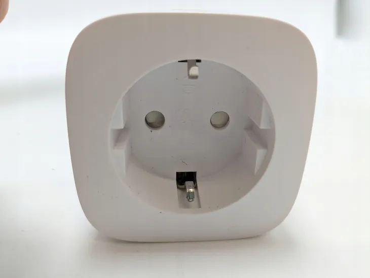 gniazdko-bosch-smart-home-wifi-rodzaj-gniazdko