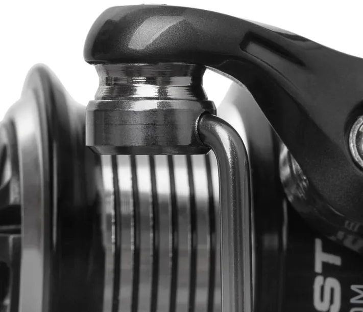 kolowrotek-select-beast-3000m-5-1bb-5-2-1