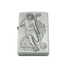 zapalniczka-benzynowa-sport-pilka-nozna-pilkarz-emblemat