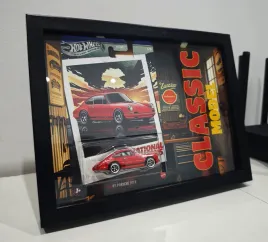 ramka-premium-z-modelem-hot-wheels-idealny-prezent