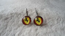 kolczyki-ferrari-wybor-zapiecia