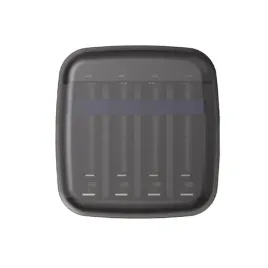 ladowarka-do-akumulatorow-r03-aaa-oraz-r6-aa-li-ion-15v-nimh-xtar-bc