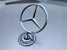 mercedes-emblemat-gwiazda-na-maske-logo-celownik-a2108800186