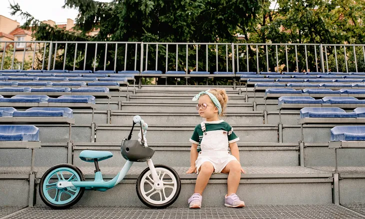 lionelo-alex-rowerek-biegowy-bubblegum-stan-nowy-marka-lionelo