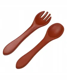 tryco-zestaw-silikonowych-sztucco-lyzeczka-i-widelec-bordowo-brazowy