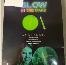 neonowa-swiecaca-w-ciemnosci-pilka