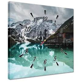 zegary-30x30-domek-z-drewna-w-gorach