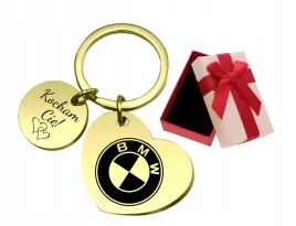 prezent-na-dzien-chlopaka-brelok-do-kluczy-zloty-bmw-audi-z-grawerem-gratis