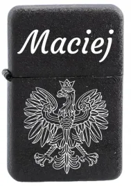 prezent-na-dzien-chlopaka-zapalniczka-benzynowa-czarna-chropowata-grawer