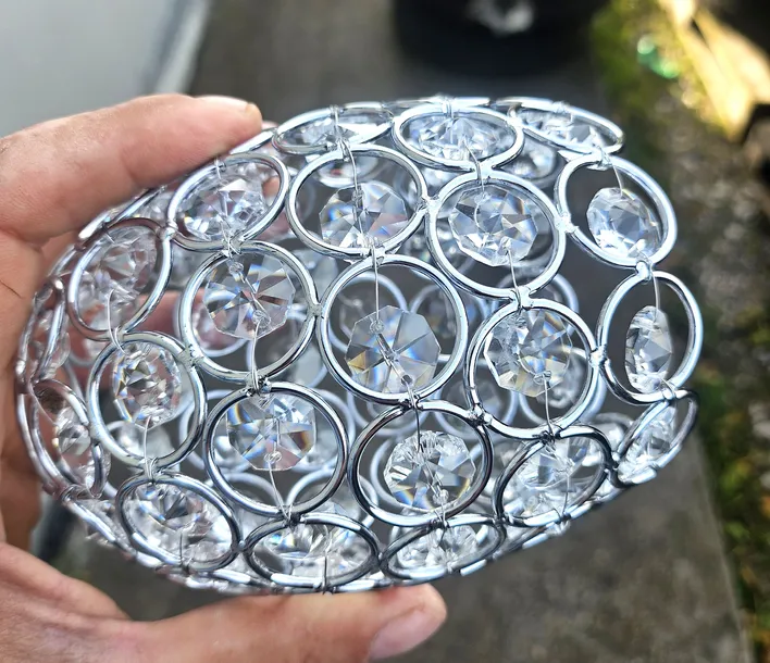 klosz-met-krysztalki-kolor-srebrny