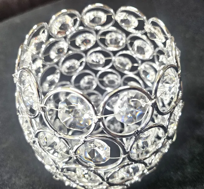 klosz-met-krysztalki-stan-nowy-kolor-srebrny