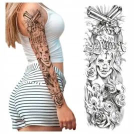 tatuaz-rekaw-kobieta-pistolety-as-krzyz-zmywalny-tymczasowy-wodny