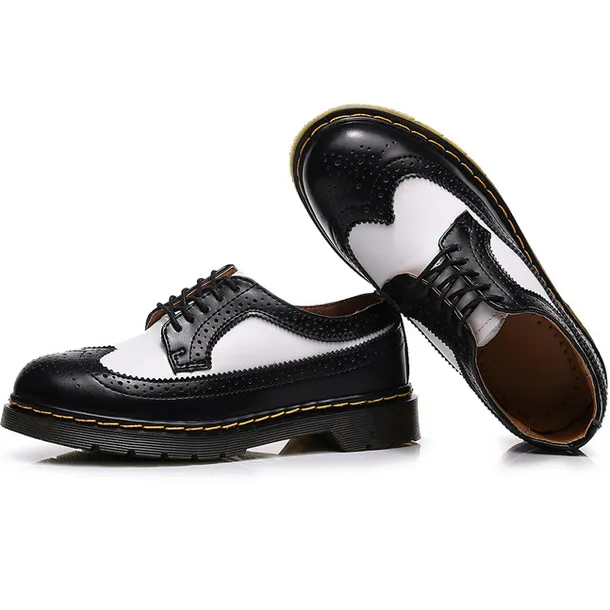 43 PÓŁBUTY GLANY DERBY KLASYCZNE MARTENSY UNISEX SKÓRZANE SMOOTH BIAŁE