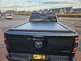 roleta-aluminiowa-manual-hardtop-zabudowa-dodge-ram1500-paka-6-4ft-2019