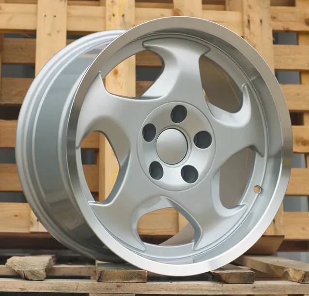 felgi-z-rantem-17-do-bmw-5-e39-e60-e61-6-e24-e63-e64-7-e38-styling-21m-srednica-felgi-17