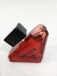 prada-paradoxe-radical-essence-parfum-90-ml-refillable