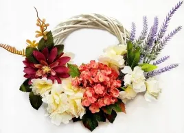 wianek-jesienny-dekoracyjny-na-drzwi-wieniec-wiklinowy-stroik-kwiaty