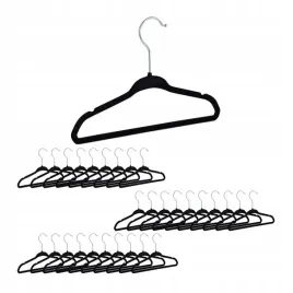 zestaw-dzieciecych-wieszakow-na-ubrania-d297