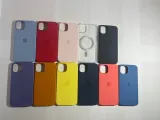 plecki-apple-do-iphone-13-blekitna-ton-kolekcja-apple-silicone