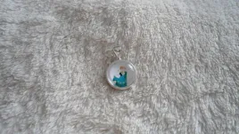 zawieszka-medalik-medalion-elsa-i-anna-kaina-lodu-frozen