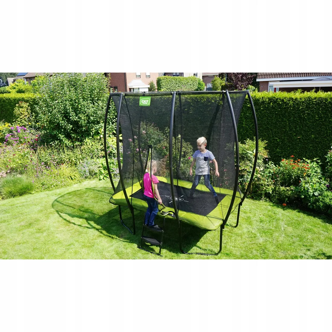 trampolina-exit-silhouette-z-siatka