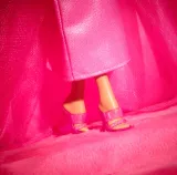 barbie-pink-collection-doll-5-material-plastik