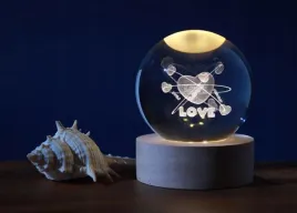 i-total-krysztalowa-kula-6cm-z-sercem-lampka-nocna-na-biurko-led-na-usb