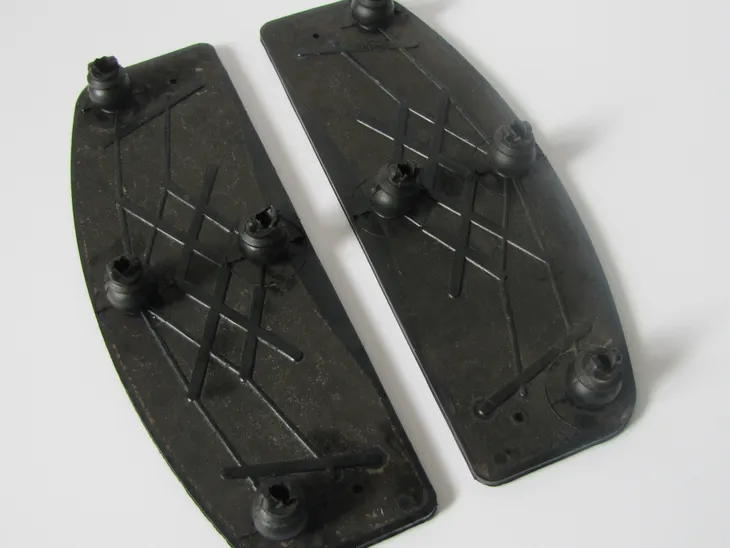 guma-podestu-harley-touring-softail-numer-katalogowy-czesci-50614-06-producent-harley-davidson-oe