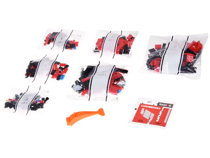 sportowe-czerwone-klocki-techniczne