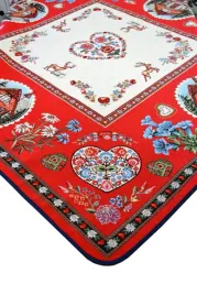 obrus-gobelin-rustykalny-z-motywem-chaty-i-kwiatow-100x100-cm