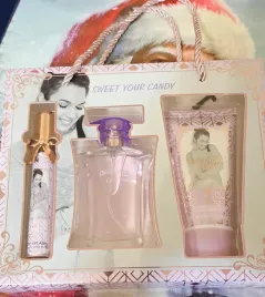 zestaw-kosmetykow-perfumy-balsam-dla-kobiet