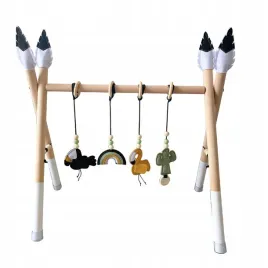 stojak-edukacyjny-baby-gym-z-4-zawieszkami-naturalna-zabawka-dla-niemowlat
