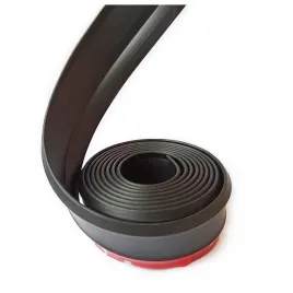 uniwersalna-dokladka-zderzaka-25m-oslona-spoiler-spojler-gumowa-25-metra