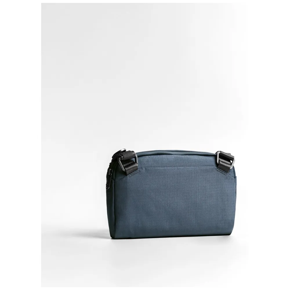 torba-uniq-arden-sling-2l-niebieski