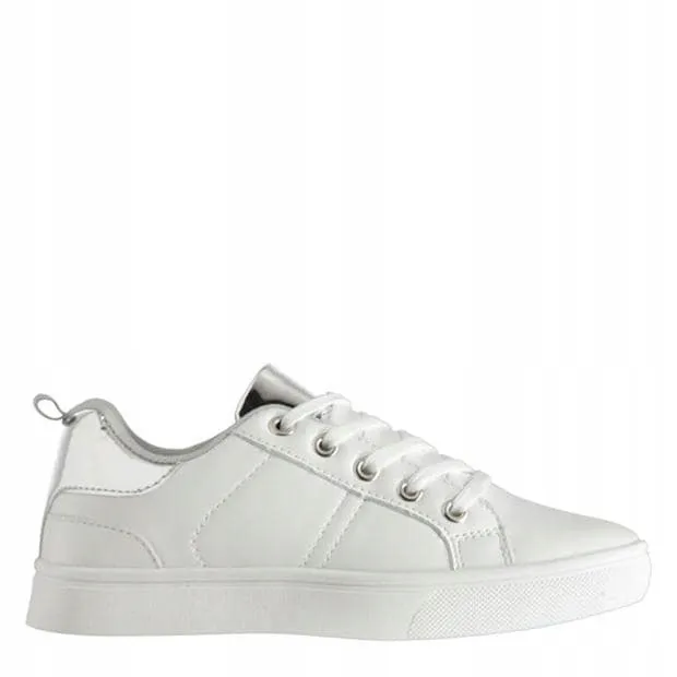 adidasy-biale-fabric
