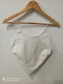 zara-gladki-top-na-szelkach-wyciete-plecy-0264020