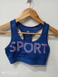 handm-sportowy-elastyczny-top