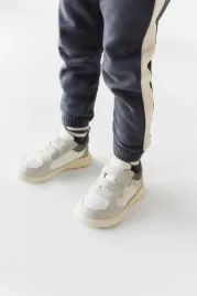 zara-adidasy-sportowe-sneakers-pamiec-stopy9309003