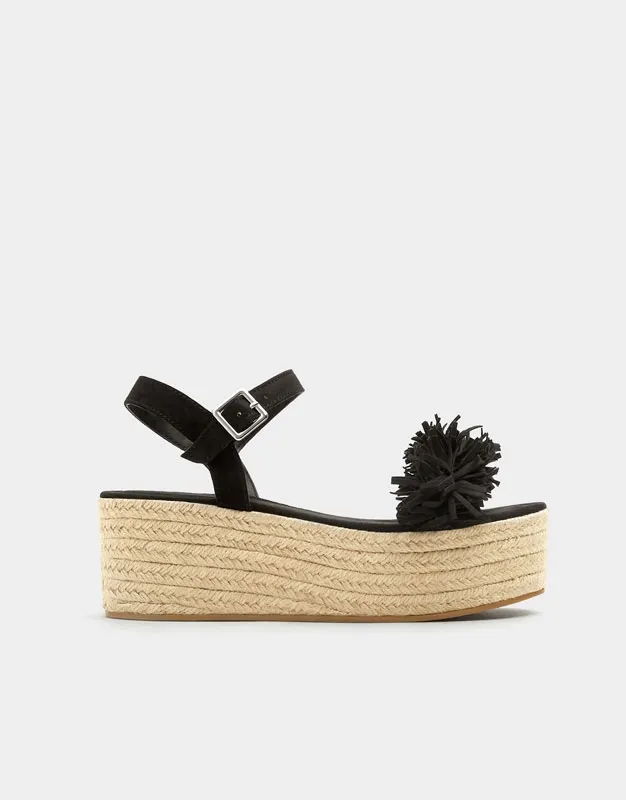 pullandbear-sandaly-espadryle-na-platformie1510