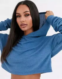 asos-loungeable-cienki-sweter-z-kapturem-oversize