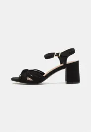 anna-field-czarne-sandaly-zamszowe-na-obcasie-39-96359