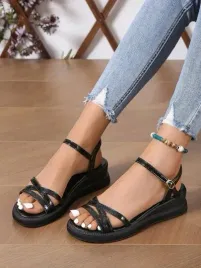 shein-czarne-lakierowane-sandaly-na-koturnie-37-78677