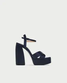 zara-sandaly-satynowe-na-obcasie-platforma-7403201