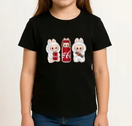 labubu-coca-cola-t-shirt-czarny-premium-128
