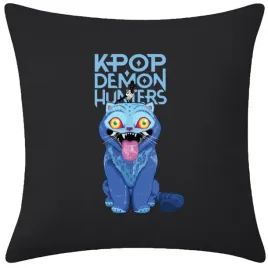 derpy-poszewka-na-poduszke-welurowa-czarna-huntrix-demon-hunters-40x40