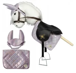 zestaw-dla-hobby-horse-kon-na-kiju-nauszniki-czaprak-pod-siodlo-by-astrup